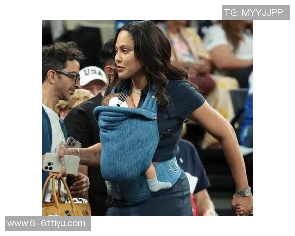 夸梅直言阿耶莎因库里成名而嫉妒赞助也难以改变现状